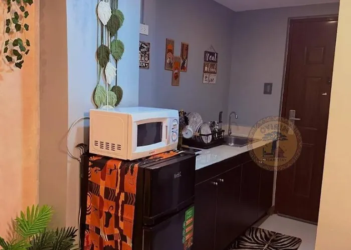 Cozy African Themed Unit In Paranaque 마닐라